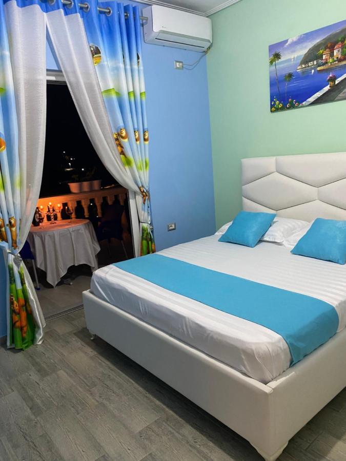 Vila Sinani ซารานเดอ ภายนอก รูปภาพ