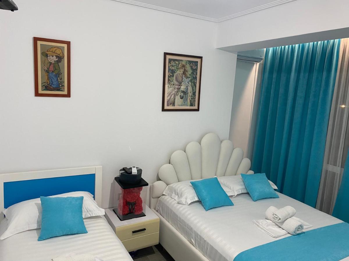Vila Sinani ซารานเดอ ภายนอก รูปภาพ
