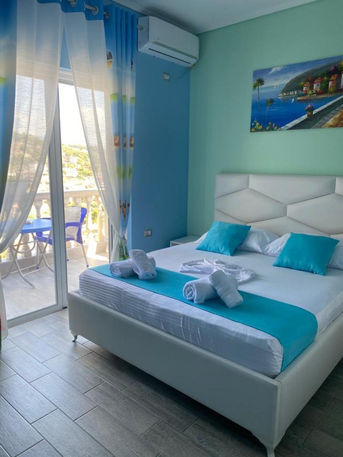 Vila Sinani ซารานเดอ ภายนอก รูปภาพ
