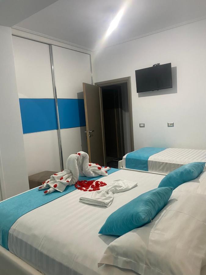 Vila Sinani ซารานเดอ ภายนอก รูปภาพ